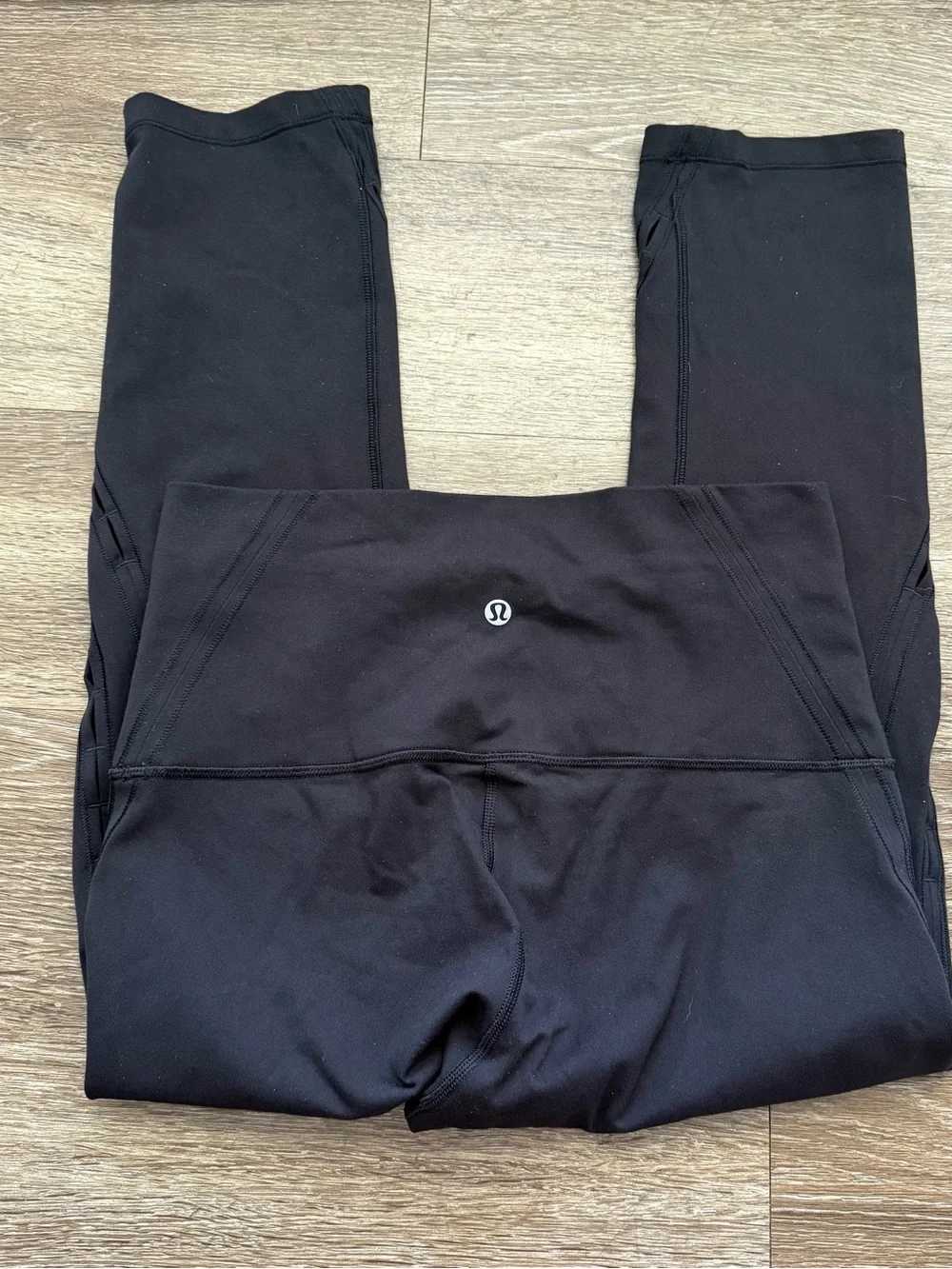 Lululemon Black Cutout Crop 22